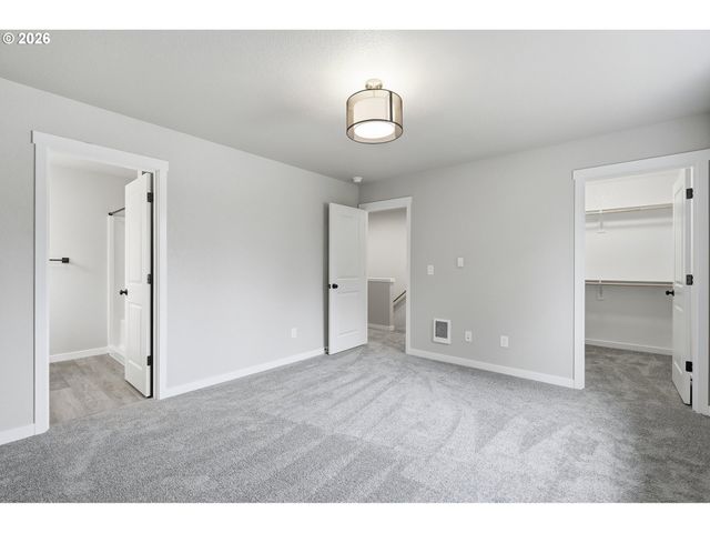 3155 Ne 117th Ave, Portland, OR 97220