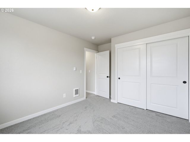 3155 Ne 117th Ave, Portland, OR 97220