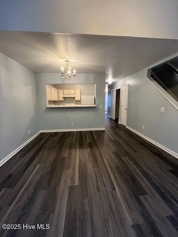 4804 College Road S Unit 54, Wilmington, NC 28412