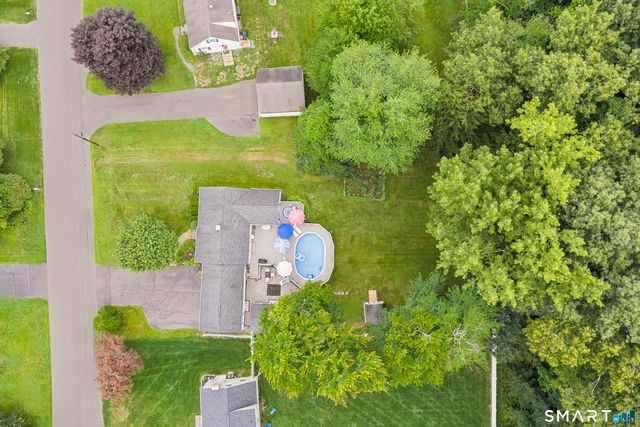 20 Wyndwood Road, Farmington, CT 06032