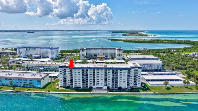 9 HAIG PLACE 810, Dunedin, FL 34698