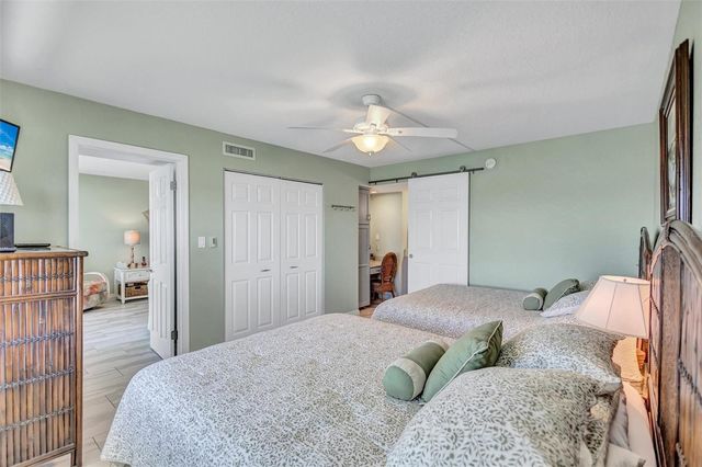 9 HAIG PLACE 810, Dunedin, FL 34698