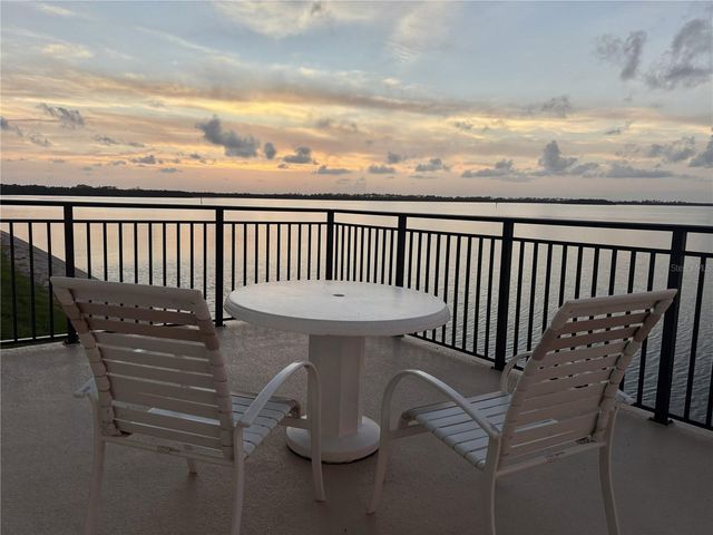 9 HAIG PLACE 810, Dunedin, FL 34698
