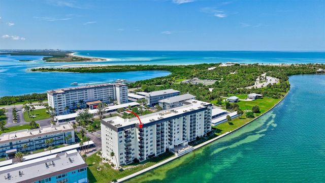 9 HAIG PLACE 810, Dunedin, FL 34698