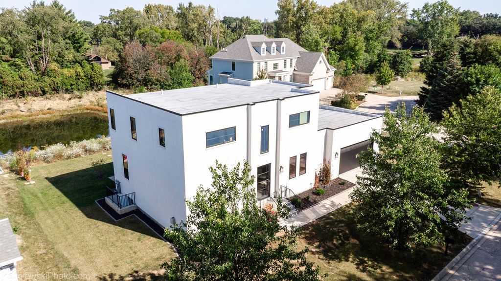 3112 Cara Lane, Oak Brook, IL 60523