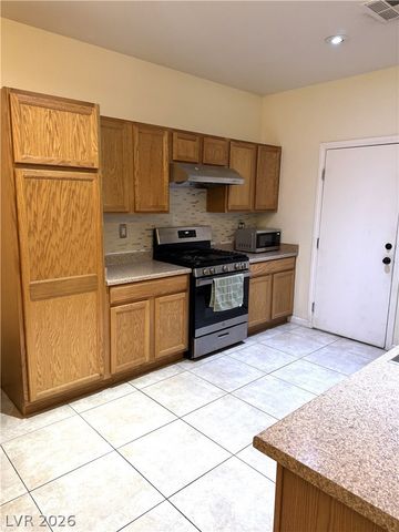 6545 Netherseal Avenue, Las Vegas, NV 89139