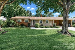 1412 Mount Vernon Avenue, Statesville, NC 28677
