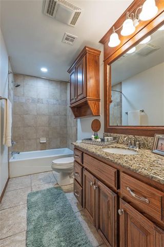 419 W Midland Street, Shawnee, OK 74804