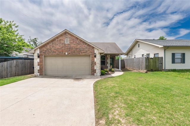 419 W Midland Street, Shawnee, OK 74804