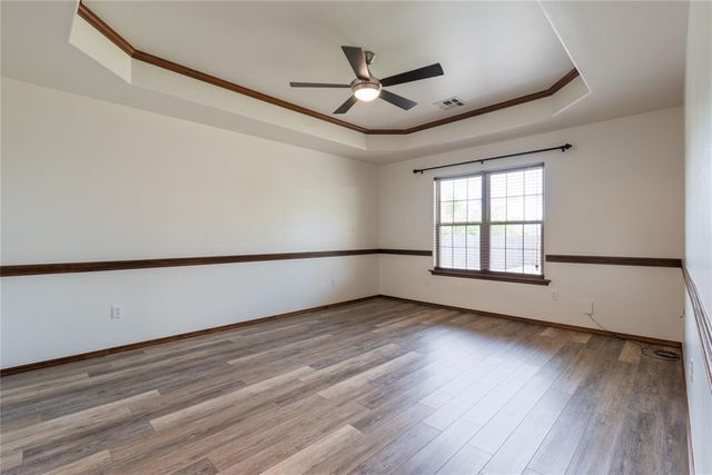 419 W Midland Street, Shawnee, OK 74804