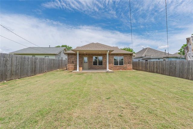 419 W Midland Street, Shawnee, OK 74804