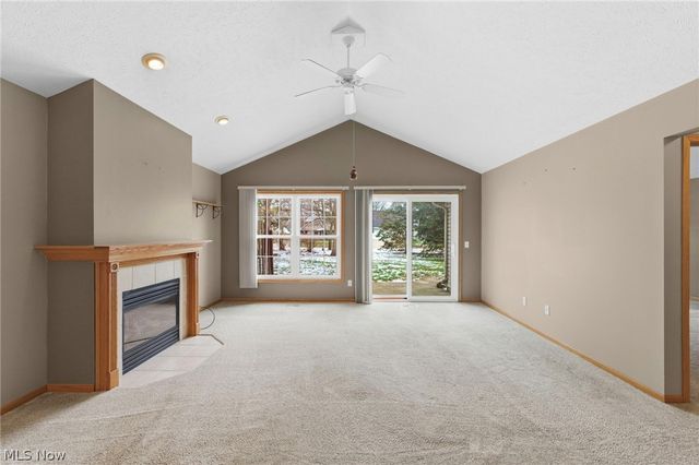 2401 Bunker Lane A, Willoughby, OH 44094