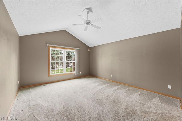 2401 Bunker Lane A, Willoughby, OH 44094