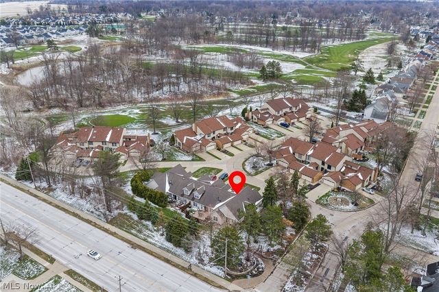 2401 Bunker Lane A, Willoughby, OH 44094