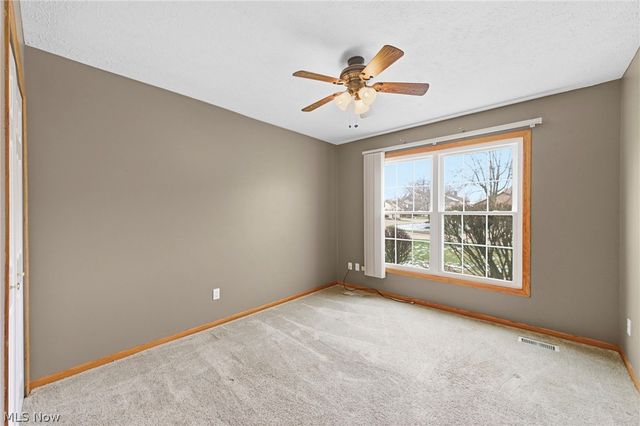 2401 Bunker Lane A, Willoughby, OH 44094