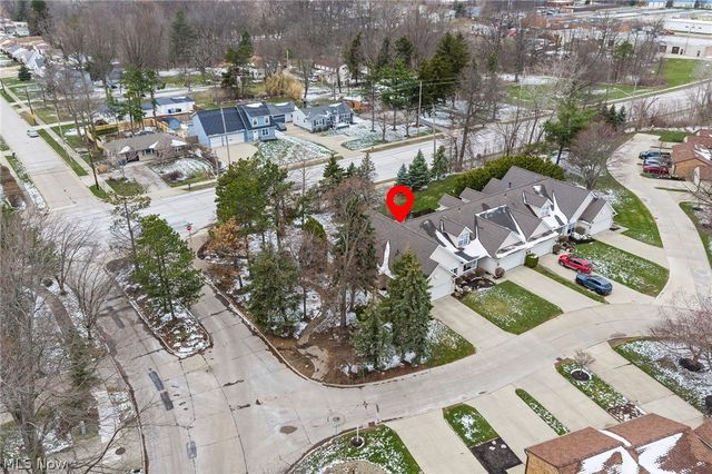 2401 Bunker Lane A, Willoughby, OH 44094