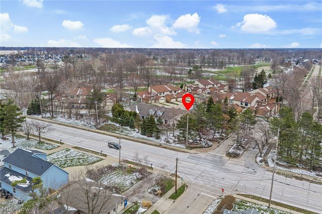 2401 Bunker Lane A, Willoughby, OH 44094