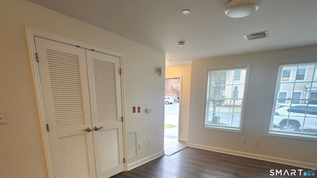 66 Stoneridge Circle, Stamford, CT 06902