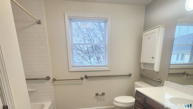 66 Stoneridge Circle, Stamford, CT 06902
