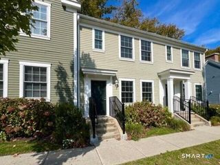 66 Stoneridge Circle, Stamford, CT 06902