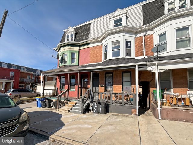 939 W POPLAR, York, PA 17401