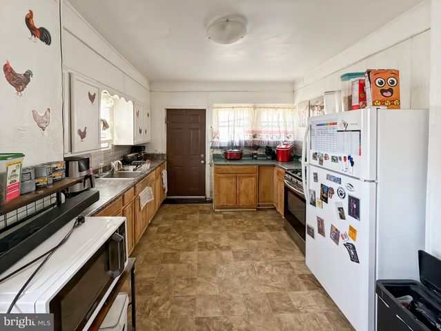 939 W POPLAR, York, PA 17401