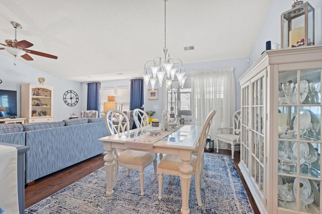 834 Riverward Dr., Myrtle Beach, SC 29588