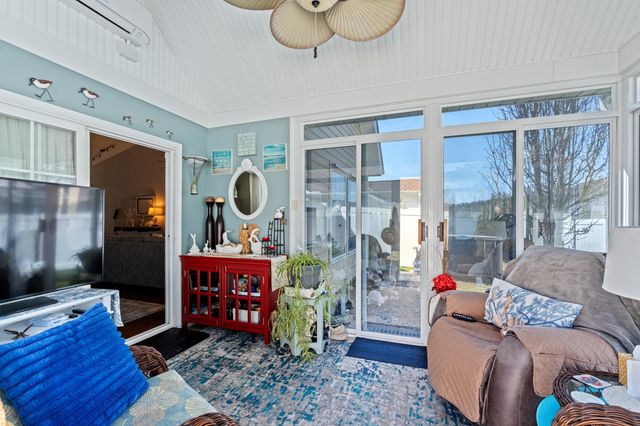 834 Riverward Dr., Myrtle Beach, SC 29588