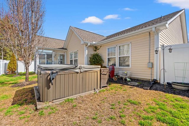 834 Riverward Dr., Myrtle Beach, SC 29588