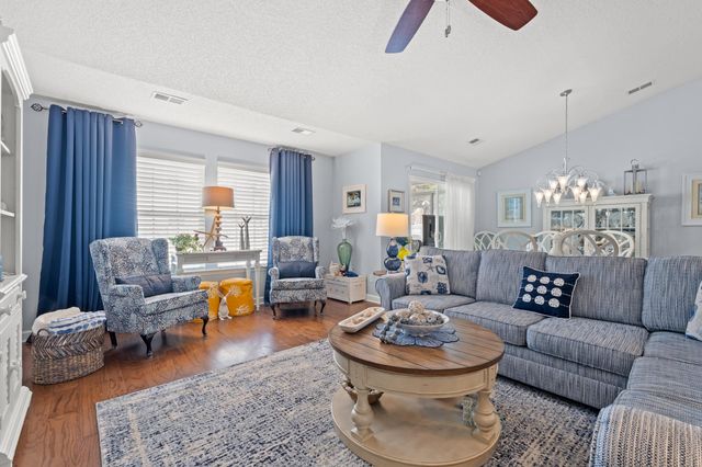 834 Riverward Dr., Myrtle Beach, SC 29588