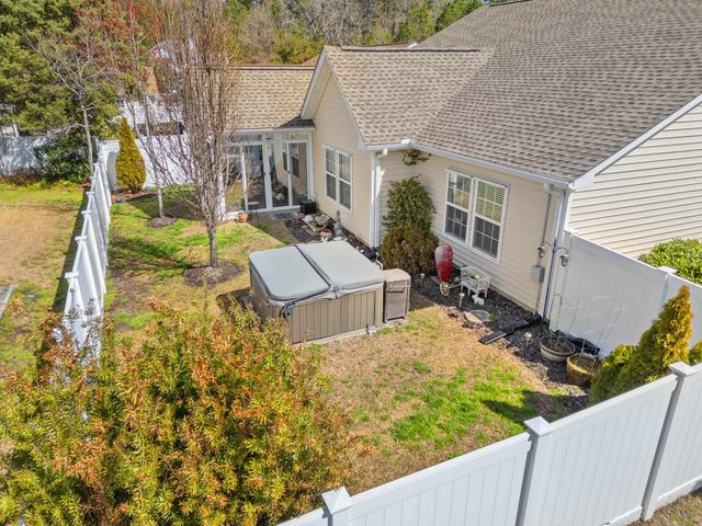 834 Riverward Dr., Myrtle Beach, SC 29588