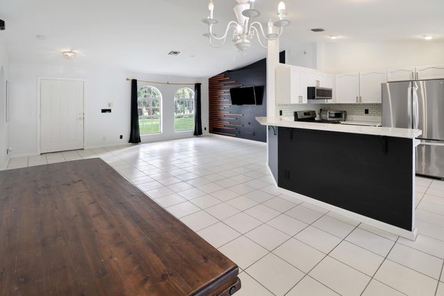 16441 87TH Lane N, The Acreage, FL 33470