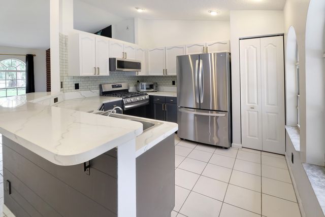16441 87TH Lane N, The Acreage, FL 33470