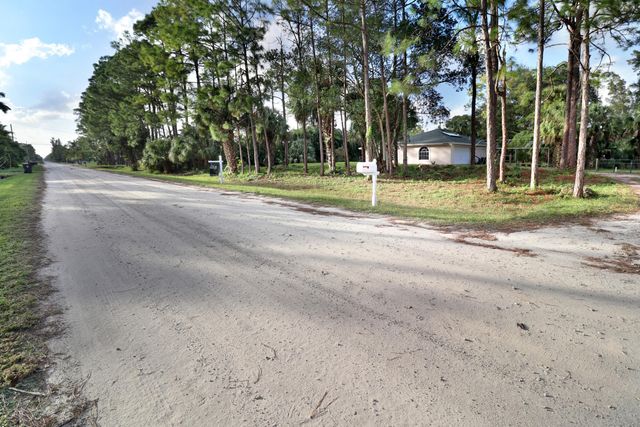16441 87TH Lane N, The Acreage, FL 33470