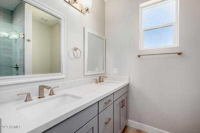 28851 N Phoebe Place N 10, Queen Creek, AZ 85144