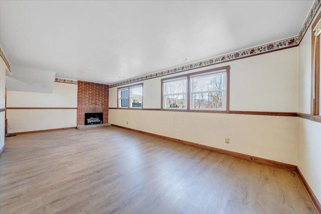 4151 Givens RD, Salem, VA 24153