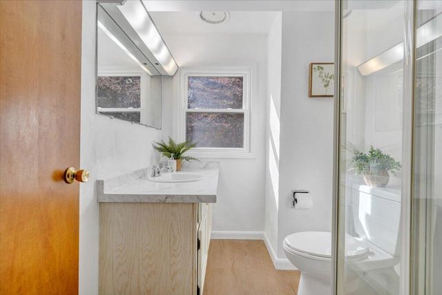 4151 Givens RD, Salem, VA 24153