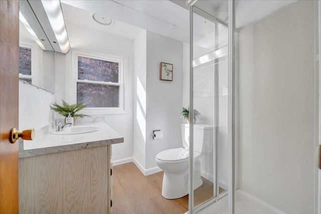 4151 Givens RD, Salem, VA 24153