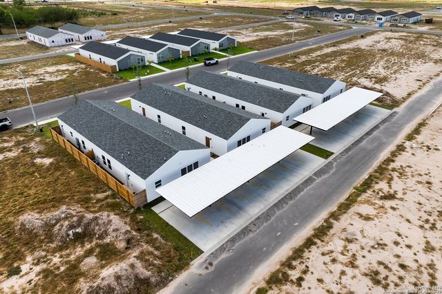 2700 Mockingbird Road, Weslaco, TX 78596