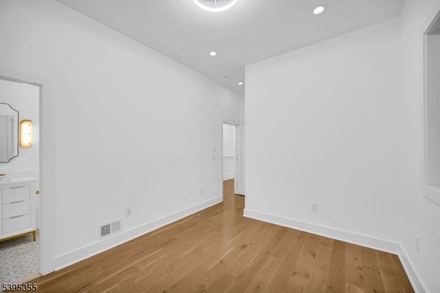 22 Brookside Pl, Livingston Twp., NJ 07039