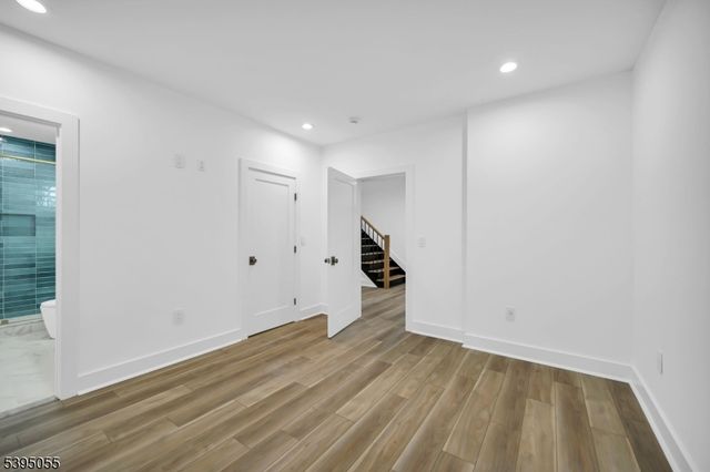 22 Brookside Pl, Livingston Twp., NJ 07039