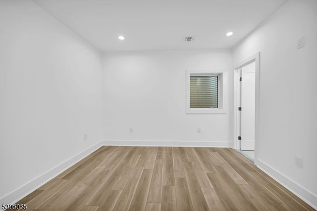 22 Brookside Pl, Livingston Twp., NJ 07039