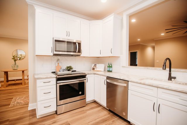 176 Villa Oak CIR, Bedford, VA 24523