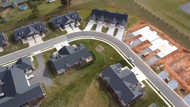 176 Villa Oak CIR, Bedford, VA 24523