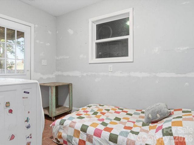 1810 Marguerite Avenue, Charlotte, NC 28205