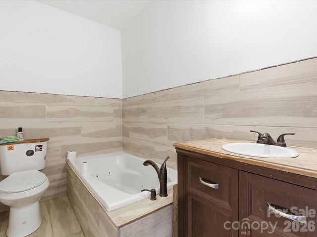 1810 Marguerite Avenue, Charlotte, NC 28205