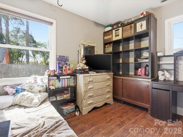 1810 Marguerite Avenue, Charlotte, NC 28205