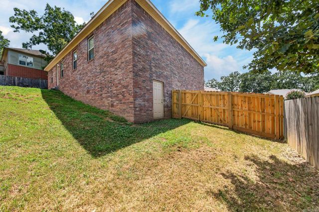 27 Sagebrush Lane, Cabot, AR 72023