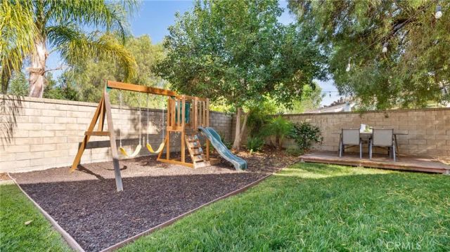 25768 Miguel Court, Valencia, CA 91355