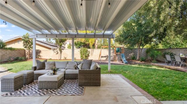 25768 Miguel Court, Valencia, CA 91355